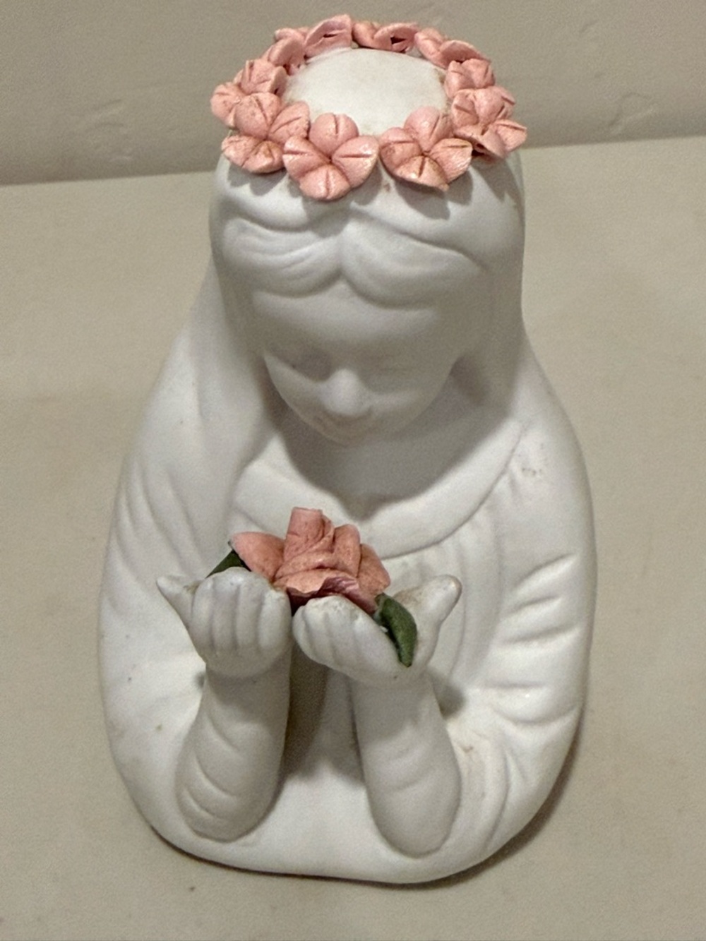 Vintage‎ Bisque Porcelain Virgin Mary Bust of Madonna Figurine Pink Roses Crown